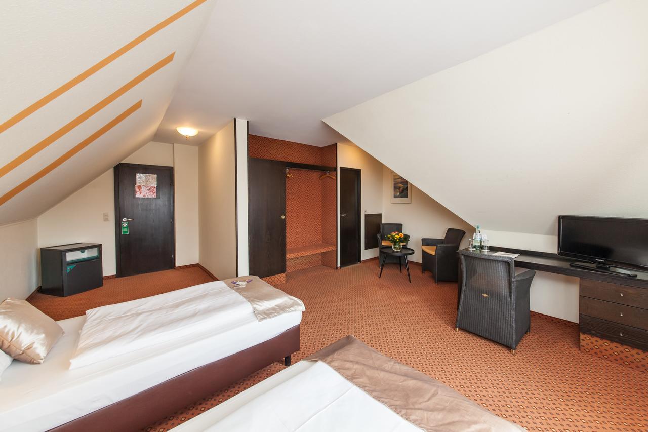 Hotel Strohgaeu Korntal-Münchingen Exteriér fotografie